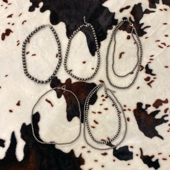 2/$20 Faux Navajo Pearl Chokers - Picture 1 of 5